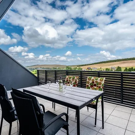 Mountain Apartments Klinovec Hexagon Loučná pod Klínovcem Esterno foto